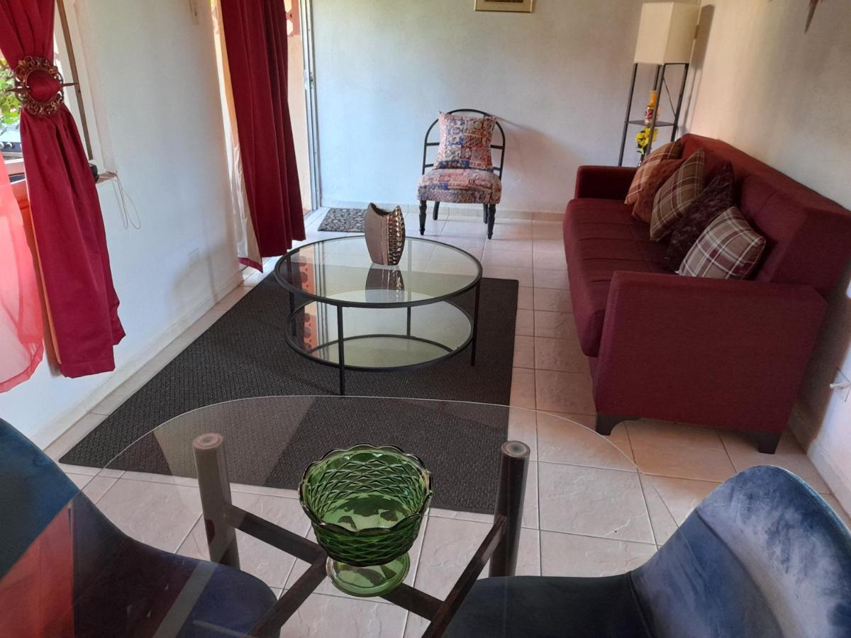Angler Apartments Сейнт Джеймс Екстериор снимка