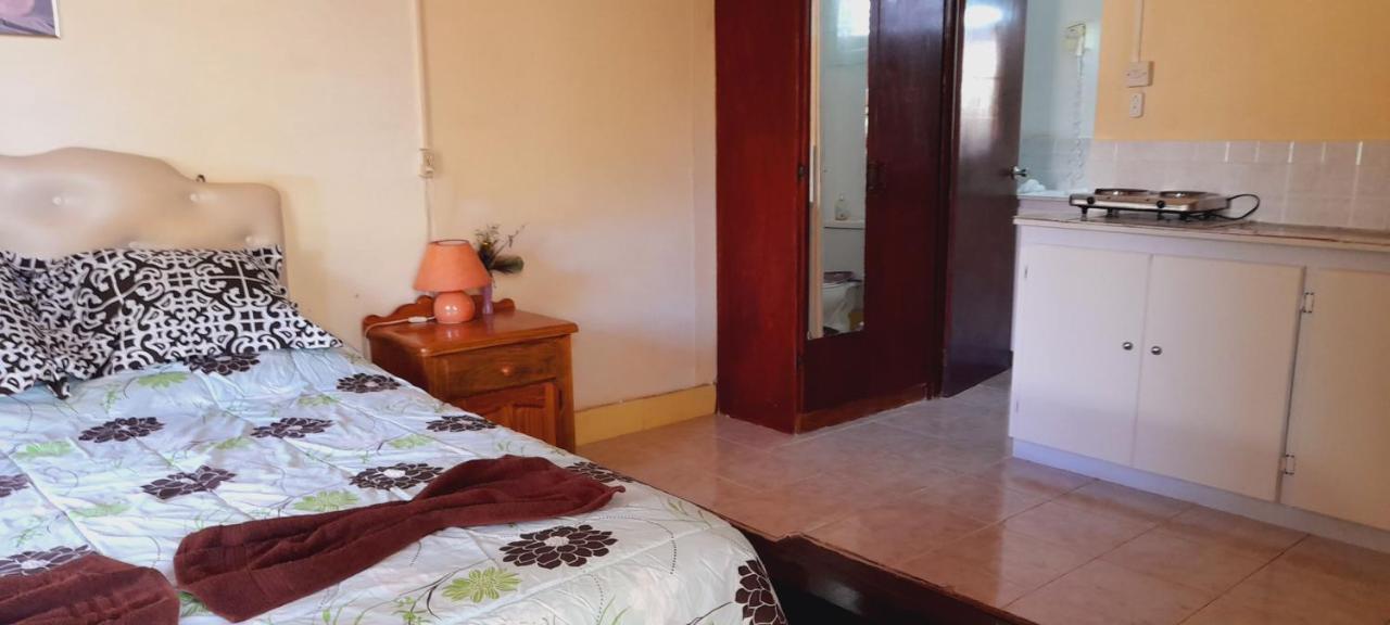 Angler Apartments Сейнт Джеймс Екстериор снимка