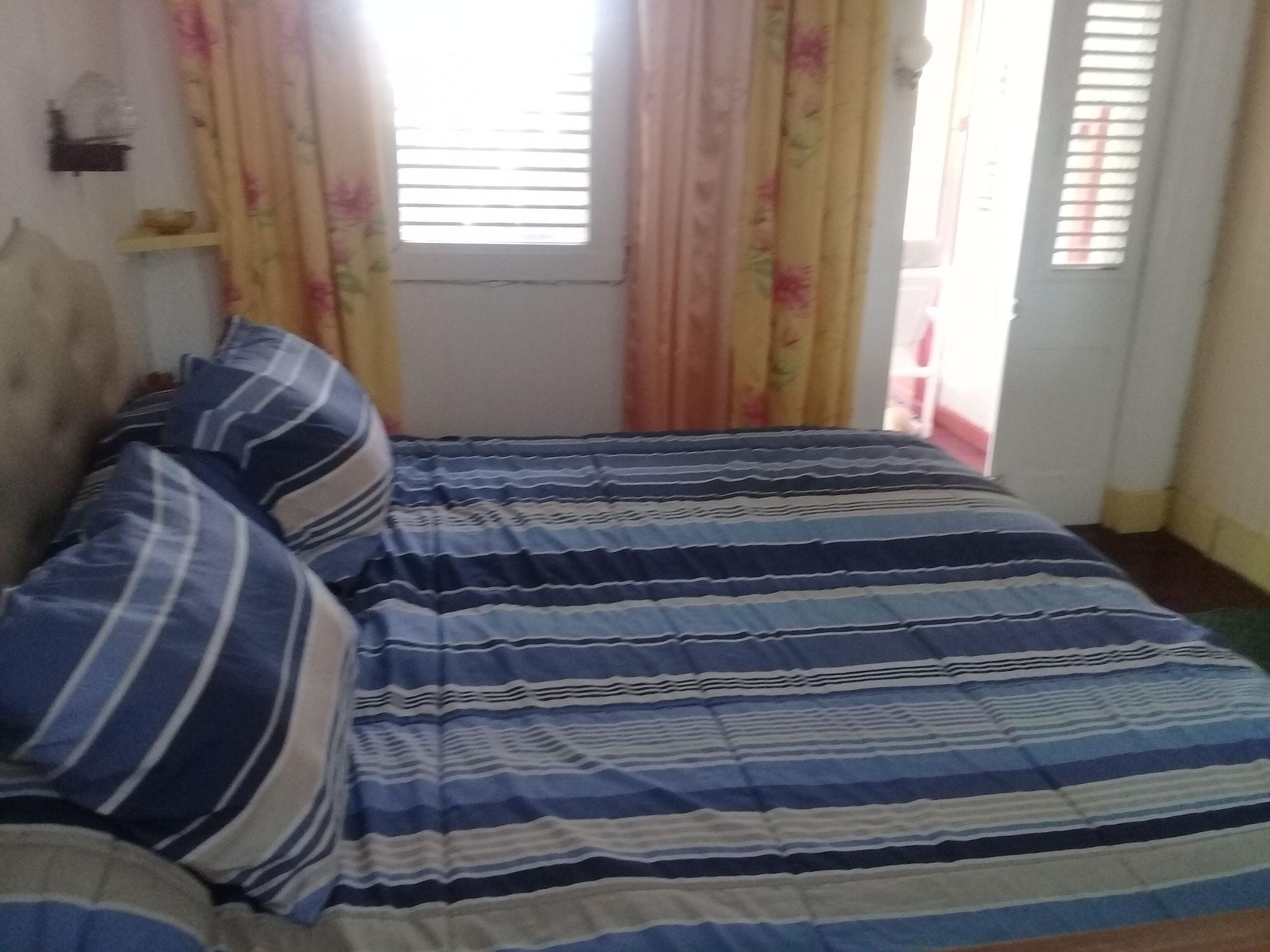 Angler Apartments Сейнт Джеймс Екстериор снимка